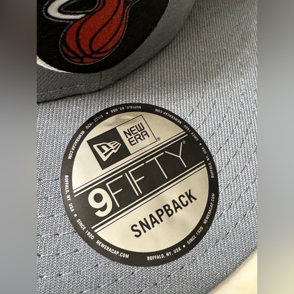 Miami Heat 2020 Finals Snapback - Picture 9 of 13